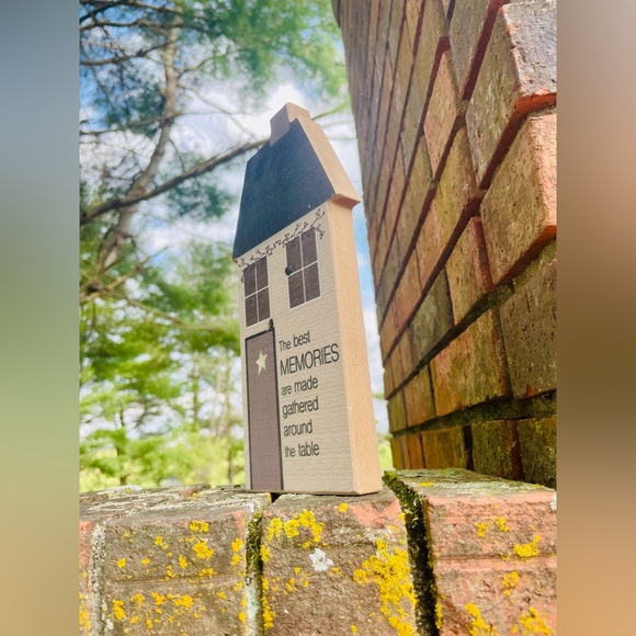 *Family Traditions Saltbox House Muted Mauve Color - Picture 6 of 10